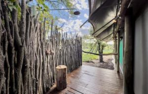 Ongava Tented Camp - Outdoor Shower